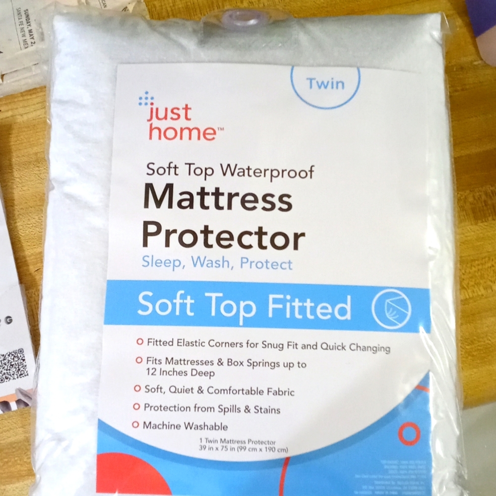Twin Soft top Mattress protector